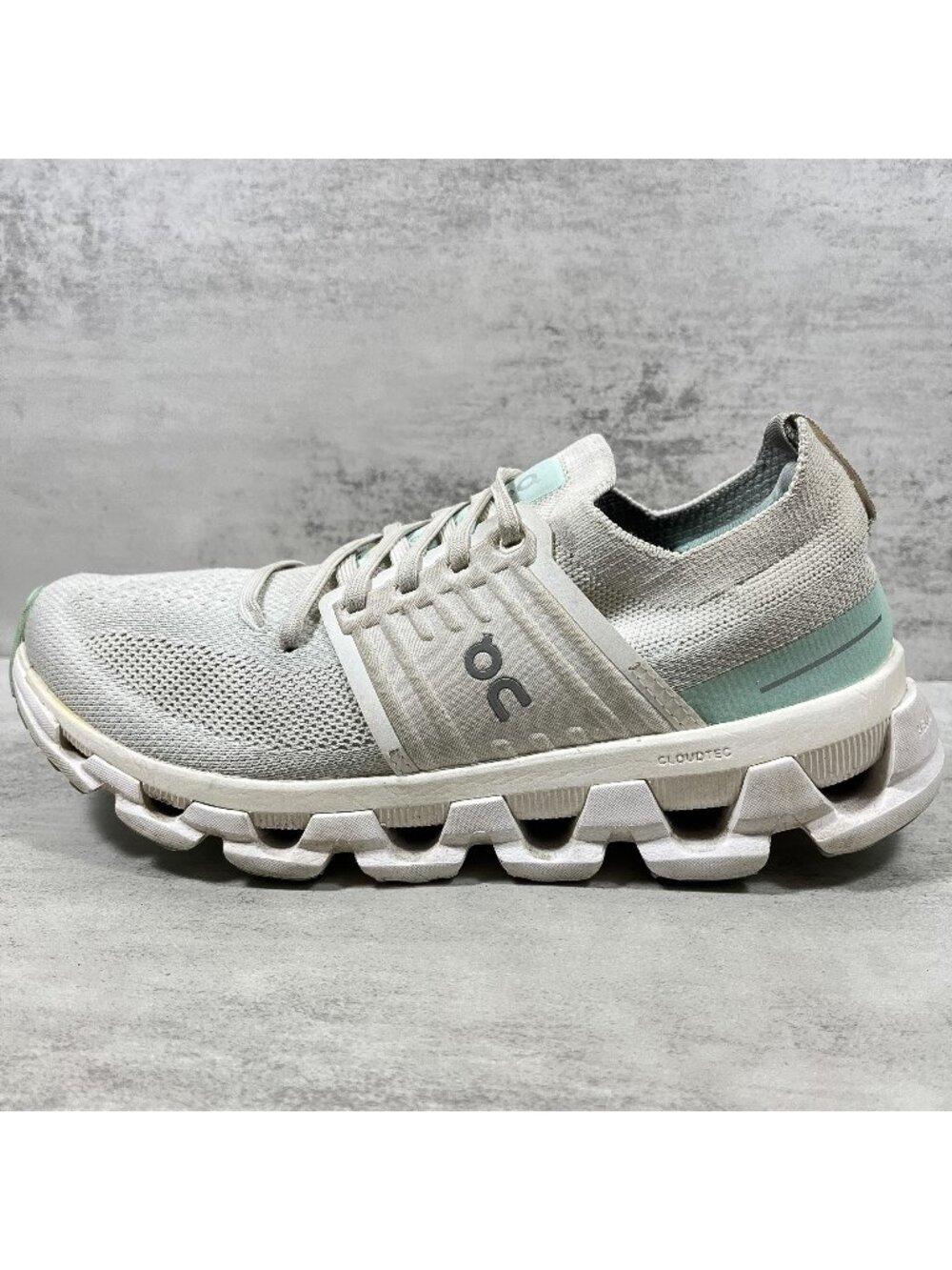 On Cloud Cloudswift 3 Running Shoes - Women's Size 7.5 - White